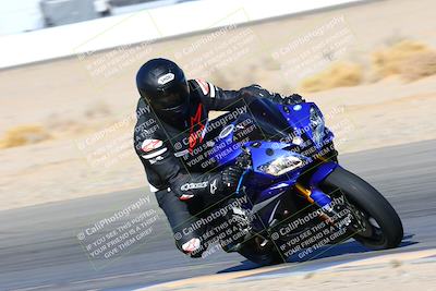 media/Jan-08-2022-SoCal Trackdays (Sat) [[1ec2777125]]/Turn 15 Inside (950am)/